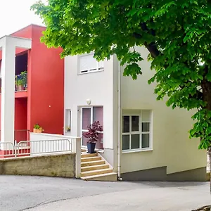 Apartman Stazion With Free Parking, Pazin